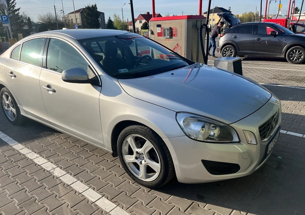 Volvo S60 cena 35000 przebieg: 199330, rok produkcji 2012 z Chełm małe 232